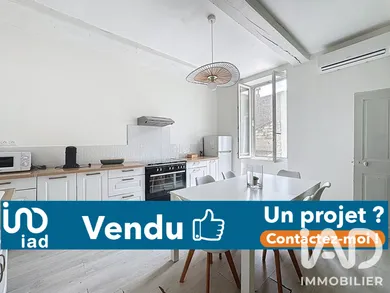 Apartment in Vallabrègues (30300)