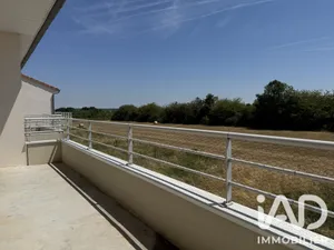 Apartment in Buxerolles (86180)