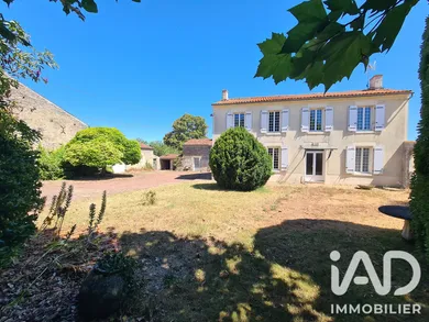 Maison de campagne à Coivert (17330)
