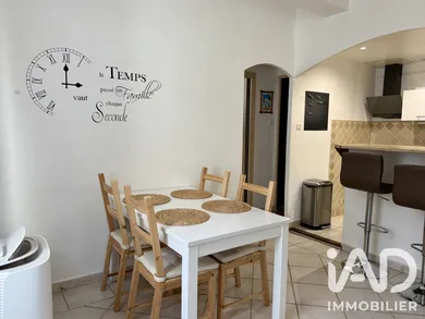 Appartement à Collobrières (83610)