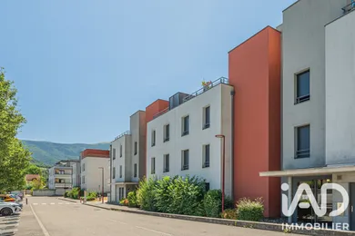 Appartement à VIF (38450)