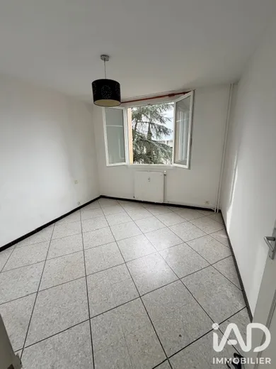 Apartment in Nîmes (30000)