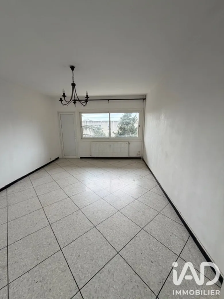 Appartement 3 pièces 63 m² · à Nîmes · 63 m² · 112 000 €
