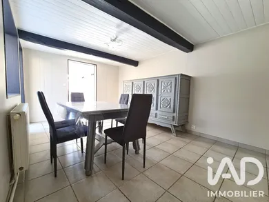Maison de village à Vignacourt (80650)