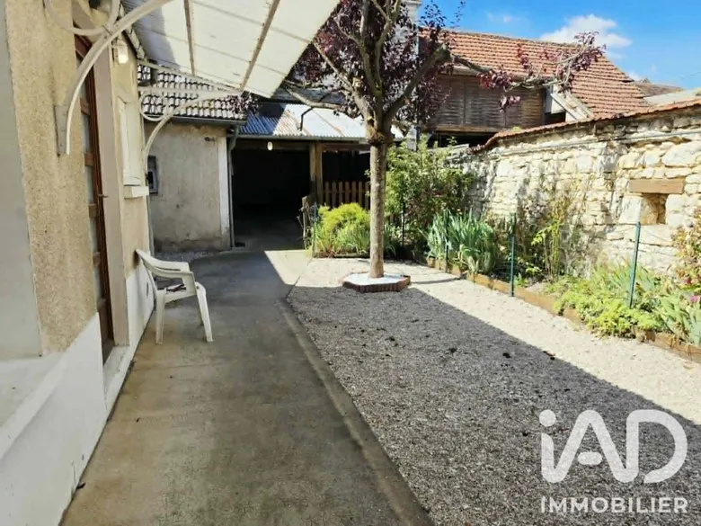 Maison 4 pièces 120 m² · à Charmoy · 120 m² · 189 900 €