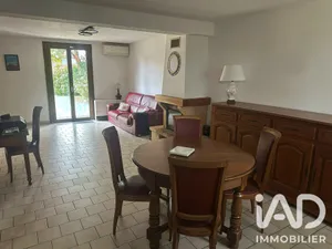 Detached house in Varennes-sur-Seine (77130)