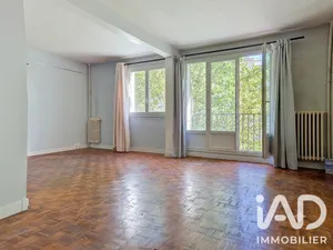 Apartment in Épinay-sur-Seine (93800)