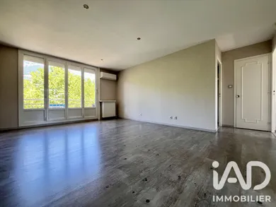 Appartement à Le Pont-de-Claix (38800)