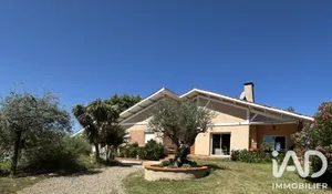 Maison d'architecte à Orgueil (82370)