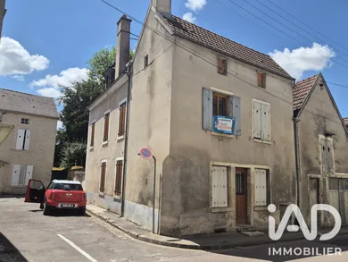 Maison de ville à Ancy-le-Franc (89160)