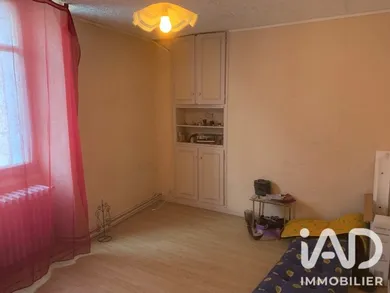 Immeuble à Lys-Haut-Layon (49310)