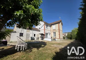 House in La Chapelle Saint Luc (10600)