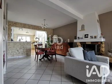 Maison traditionnelle à Tremblay-en-France (93290)