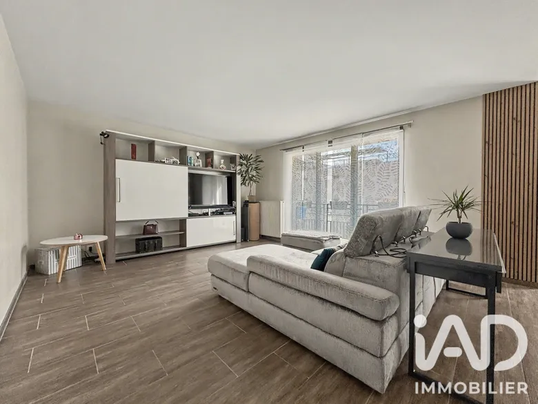 Appartement 3 pièces 84 m² · à Choisy-le-Roi · 84 m² · 312 500 €