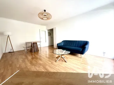 Appartement à Issy-les-Moulineaux (92130)