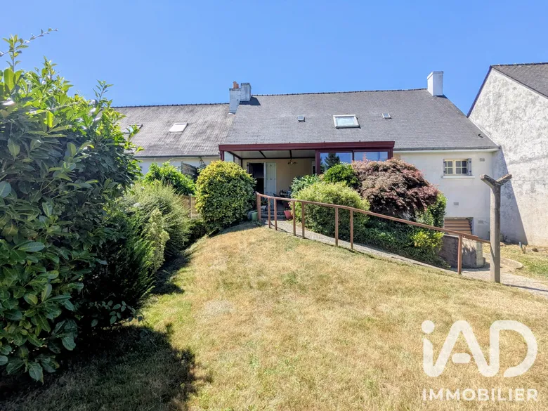 Maison 5 pièces 160 m² · à Saint-Grégoire · 160 m² · 370 000 €