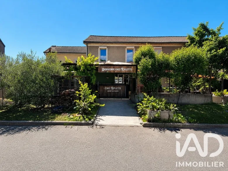 Restaurant à Chamborigaud (30530) · 287 m² · 109 960 €