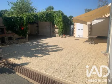 Maison de campagne à Montrevault (49110)