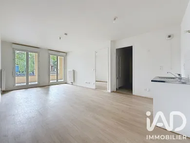 Appartement à Le Blanc-Mesnil (93150)