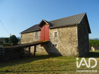 Maison à Trois-Villes (64470)