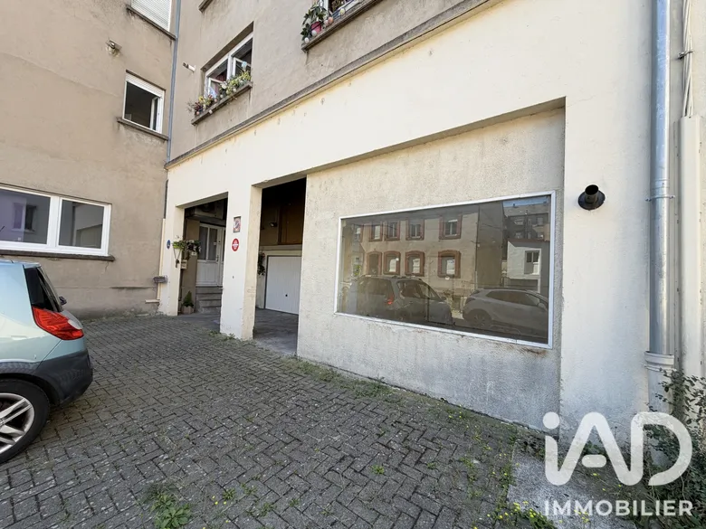 Murs commerciaux à Sarrebourg (57400) · 60 m² · 43 000 €
