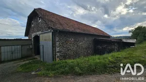 Grange à Saint-Constant (15600)