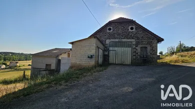 Grange à Saint-Constant (15600)