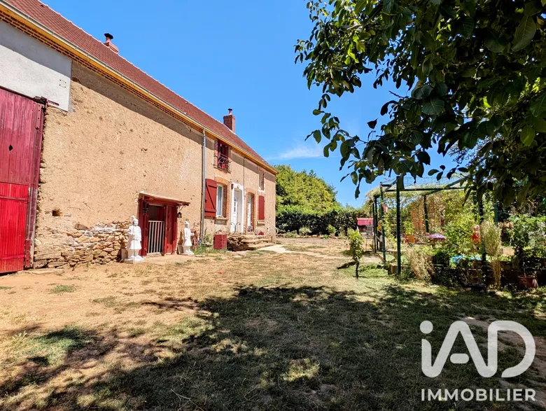 Maison 5 pièces 110 m² · à Saint-Plantaire · 110 m² · 163 000 €