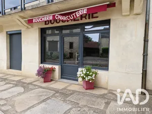 Commercial walls in Montagney (70140)