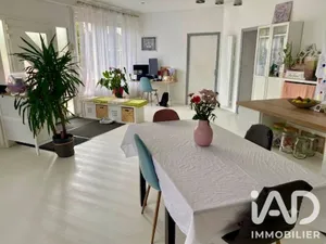 Apartment in Montigny-le-Bretonneux (78180)