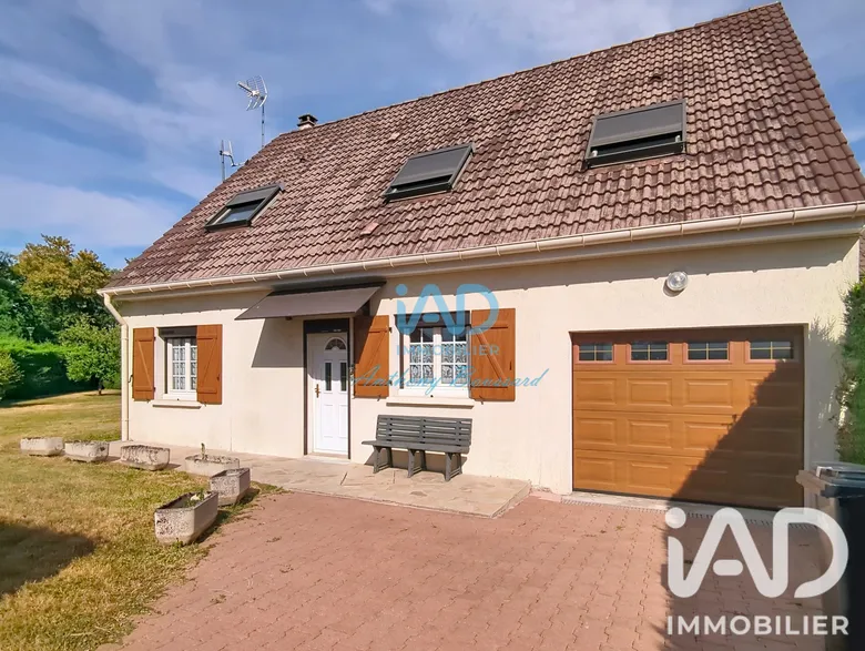 Maison 6 pièces 139 m² · à Fontenay-Trésigny · 139 m² · 335 000 €