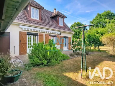 Maison à Fontenay-Trésigny (77610)