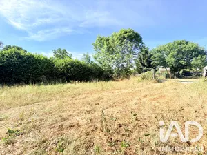 Terrain à bâtir à Volvic (63530)
