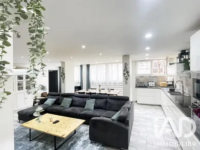 Apartment in La Valette-du-Var (83160)