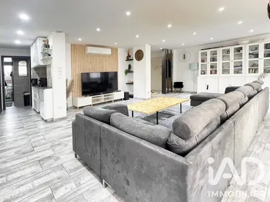 Apartment in La Valette-du-Var (83160)