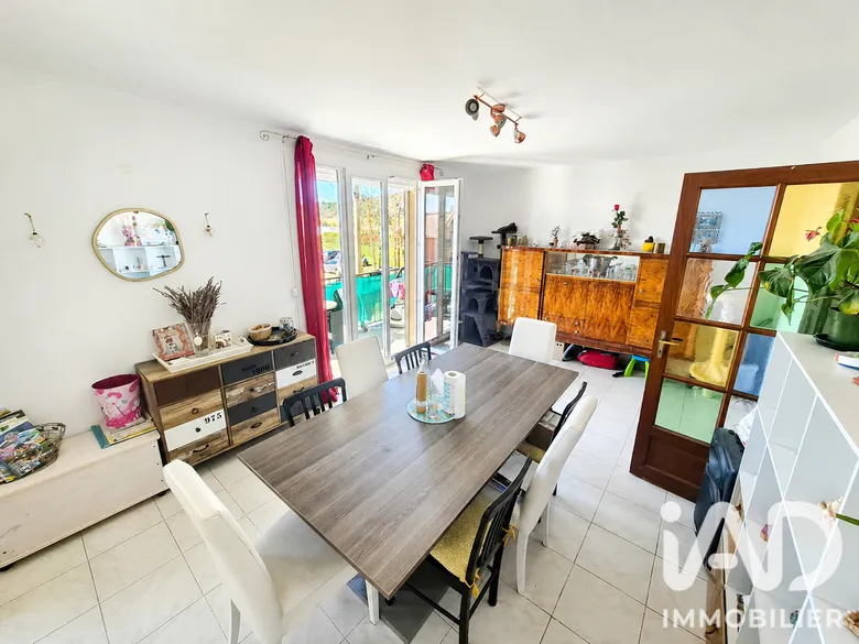 Appartement 5 pièces 85 m² · à Vinon-sur-Verdon · 85 m² · 182 000 €