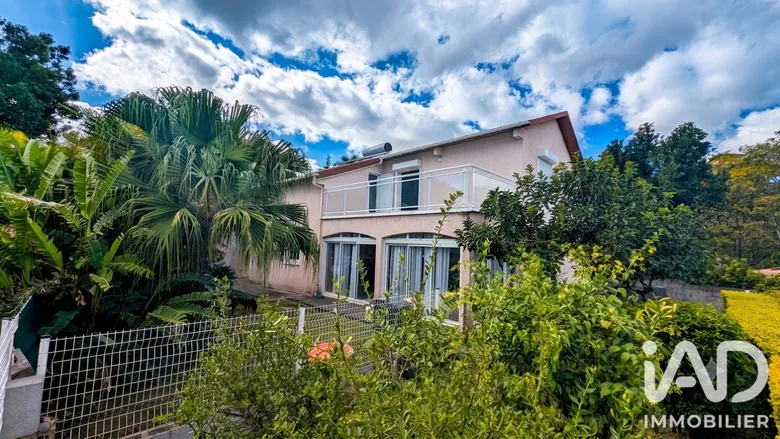 Maison 5 pièces 130 m² · à Saint-Paul · 130 m² · 469 000 €