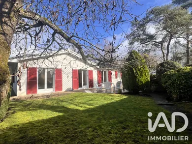 Maison traditionnelle à Lésigny (77150)