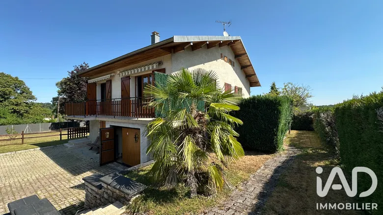 Maison 5 pièces 93 m² · à Devecey · 93 m² · 280 000 €