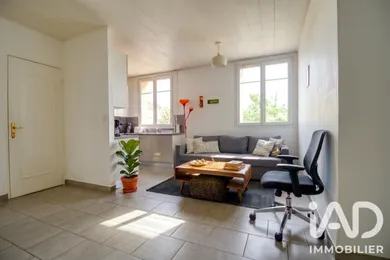Apartment in Suresnes (92150)