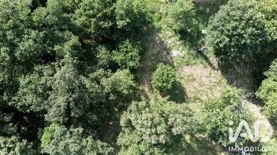 Terrain à bâtir à Rochefort-du-Gard (30650)