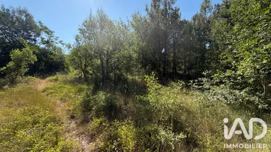 Terrain agricole  à Aix en Provence (13100)
