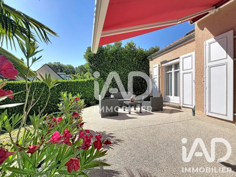 Maison 5 pièces 101 m² · à La Queue-en-Brie · 101,3 m² · 409 000 €
