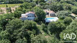 House in Rochefort-du-Gard (30650)