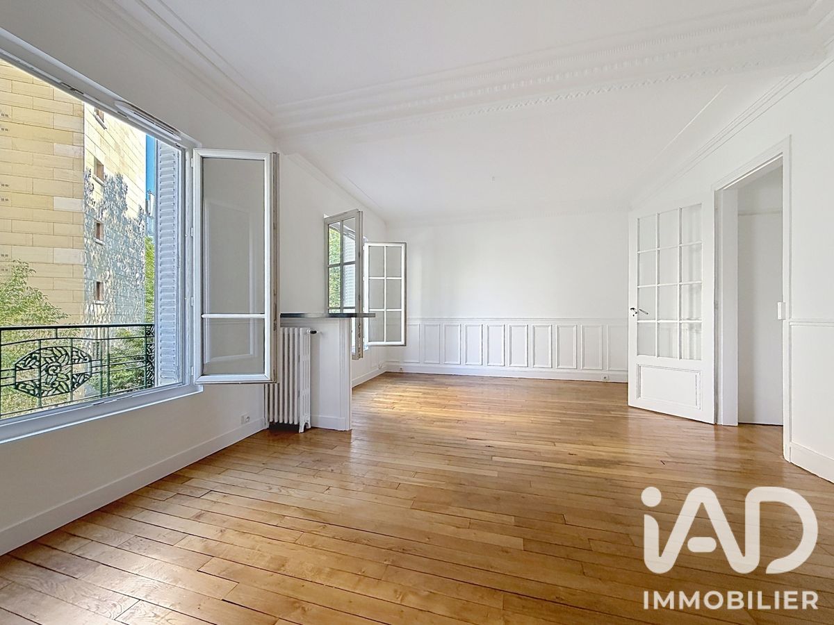 Appartement 2 pièces de 56 m² à Paris (75012)