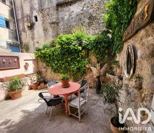 Maison de village à Le Revest-les-Eaux (83200)