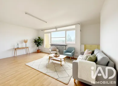 Apartment in Palaiseau (91120)