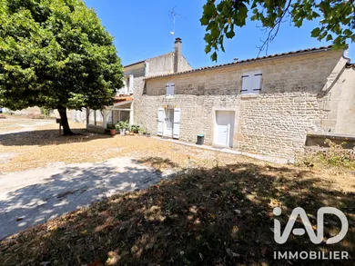 Maison de campagne à Paillé (17470)