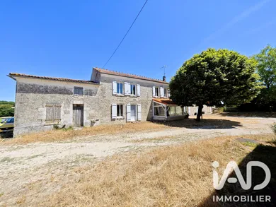 Maison de campagne à Paillé (17470)
