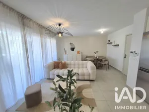 Apartment in Aubagne (13400)